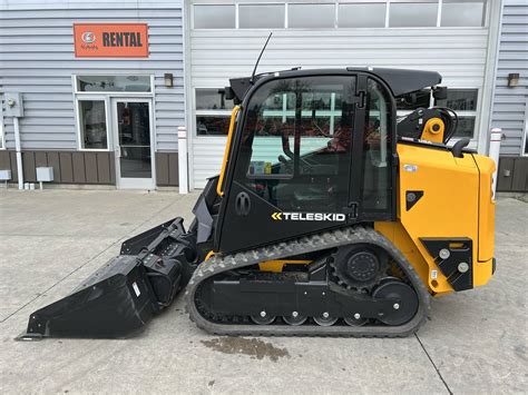 JCB 2TS